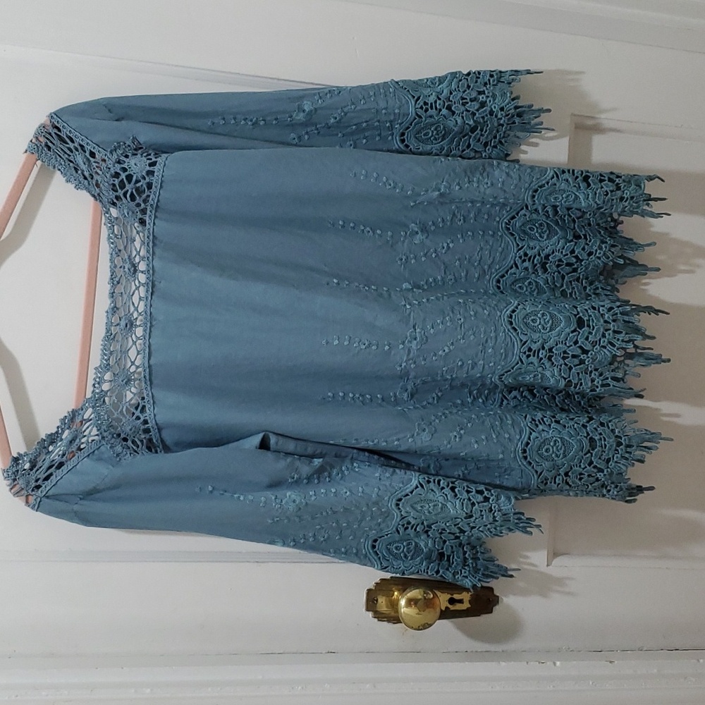 Sundance Top - Picture 4 of 4